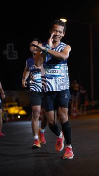 BIB: 4524, 43022
                            <button type="button" onclick="openModal(23117860)" class="btn btn-primary btn-sm float-right btn-popup" data-toggle="modal" data-target=".modal-high-quality">
                        <i class="fas fa-shopping-cart"></i> Add to Cart
                    </button>
                                            <button type="button" onclick="isThisMe(23117860, true)" class="btn btn-success btn-sm float-right btn-popup btn-isme hidden" data-toggle="tooltip" data-placement="bottom" title="นี่คือรูปของคุณใช่ไหม คลิกที่นี่เพื่อเอาเข้าอัลบั้ม">
                        <i class="fas fa-plus"></i> Add to album
                    </button>
                    <button type="button" onclick="isThisMe(23117860, false)" class="btn btn-warning btn-sm float-right btn-popup btn-isnotme hidden">
                        <i class="fas fa-ban"></i> Remove from album
                    </button>